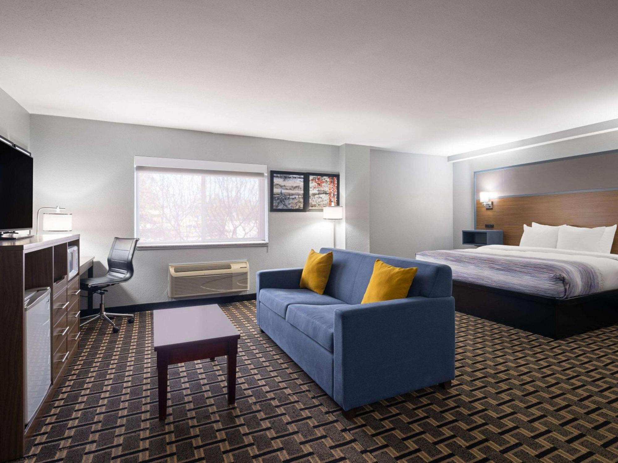 Americinn By Wyndham Woodstock Il Eksteriør bilde