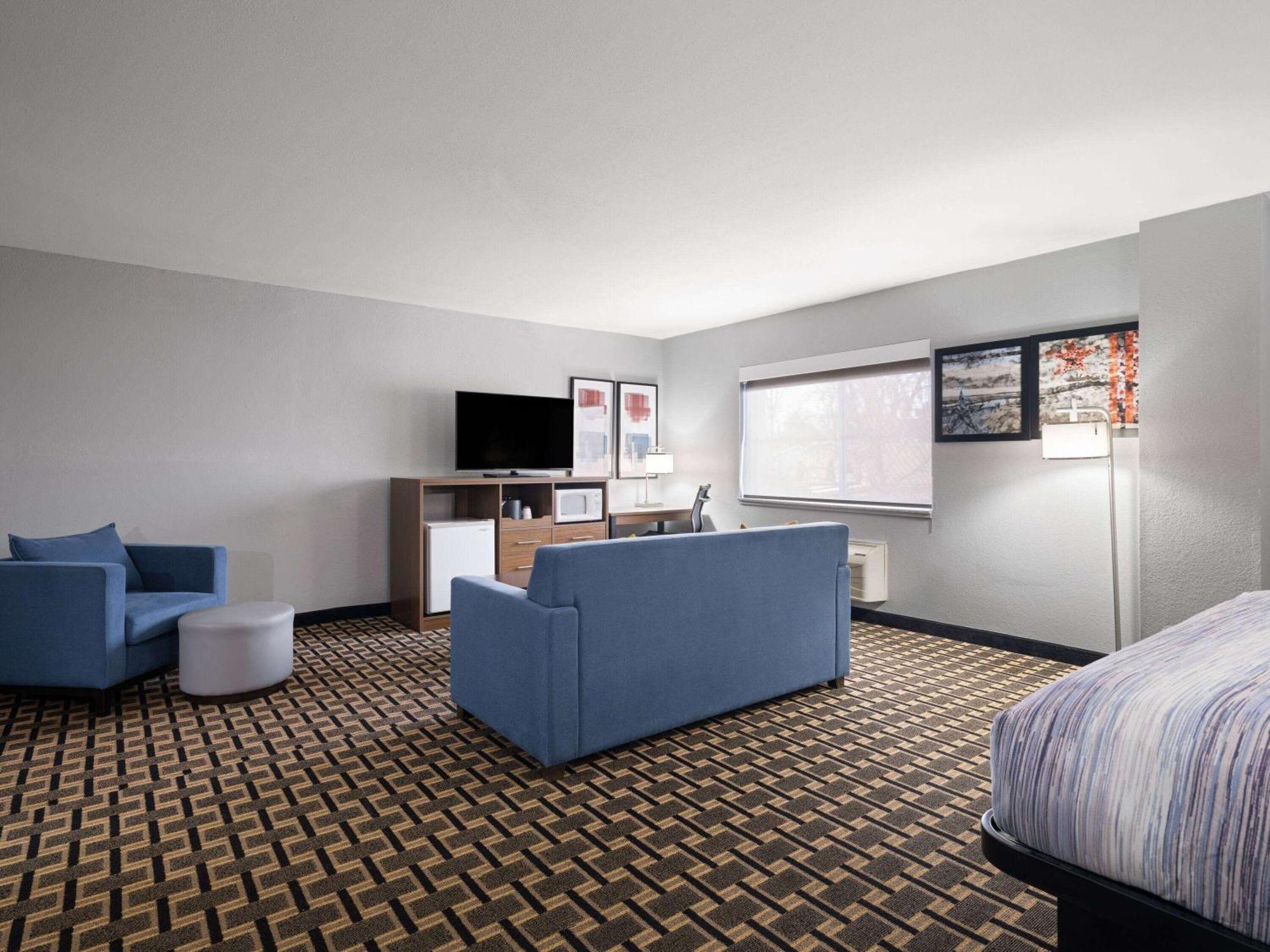 Americinn By Wyndham Woodstock Il Eksteriør bilde