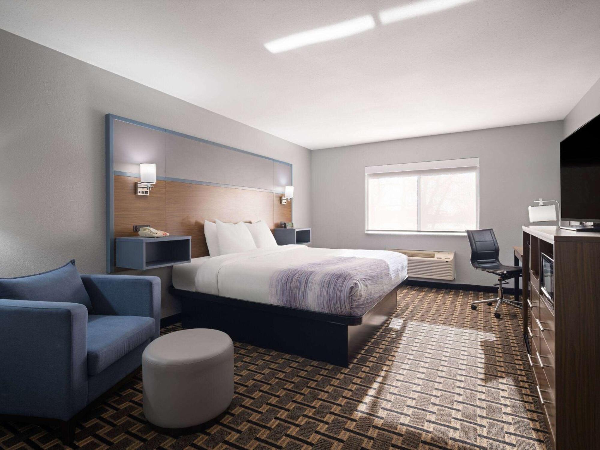 Americinn By Wyndham Woodstock Il Eksteriør bilde