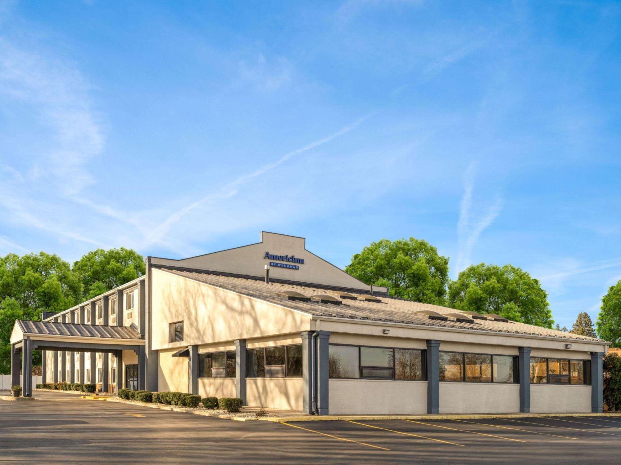 Americinn By Wyndham Woodstock Il Eksteriør bilde